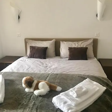 La Ruinette-comfortable 3-bed, In Centre Appartement